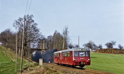 Steuerwagen voraus – Rauchfahne im Schlepp