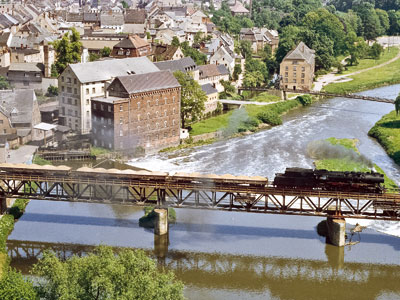 Dampfbespannter Sandzug auf der Muldebrücke