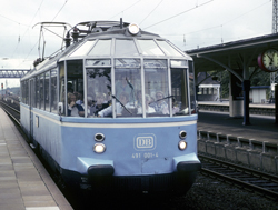 Gläserner Zug
