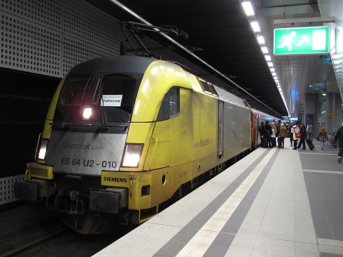 37322um16