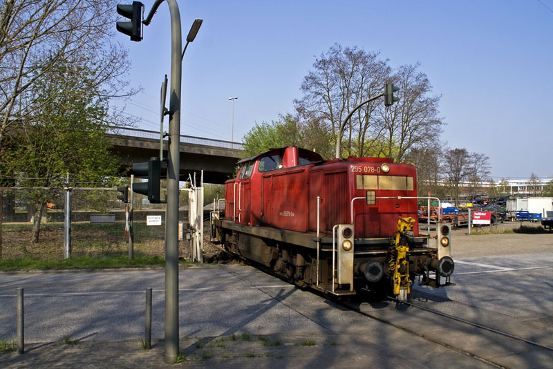 DB295078Neuhof110409