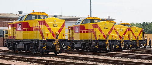 x122232425-DB76169