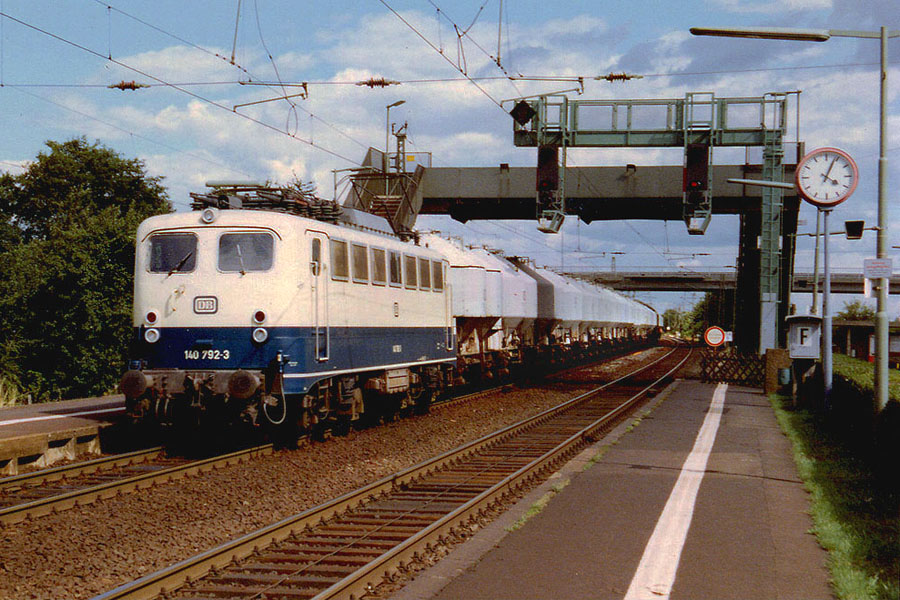 DB140792AshausenSom89