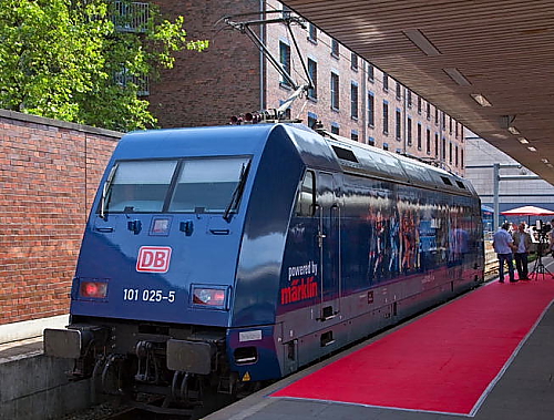 xDB101025Altona15p180613