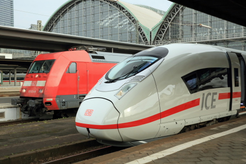 xDB94332