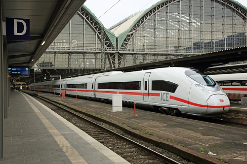 xDB94333