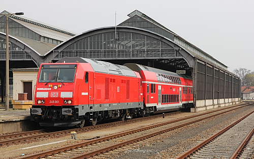 xIMG59172.8 Mo 31.3.2014 Gorlitz Hbf. 245 001 -3 D-DB RE 17010 n. Dre 14