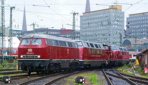 x221 2003 PICT1291aa