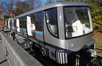 x350 20160422 BOMBARDIER INNOVIA APM 300 1800