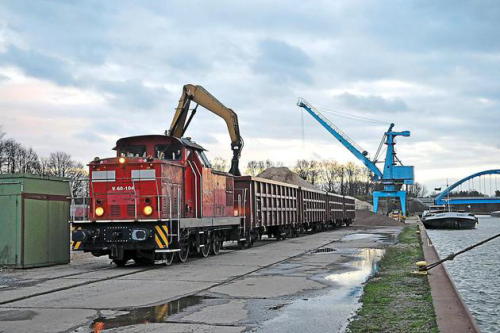 x5Erster Gueterzug auf TWE Nordstrecke nach vier Jahren Test mit 200 Tonnen Schotter image 630 420f wn