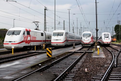 xDB94912