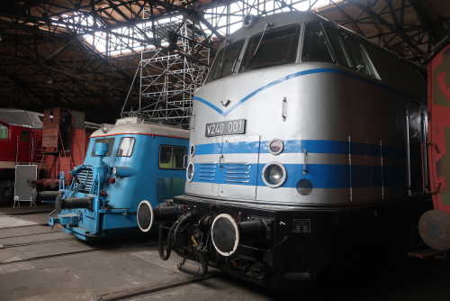 xIv240001