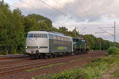 xRailAd103222Halstenbek3p080915