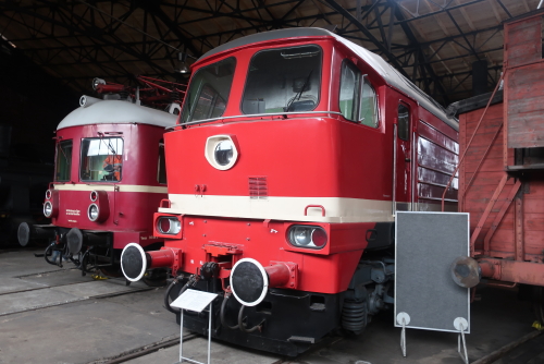 xv300001