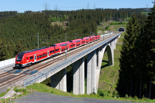 x5DB257508