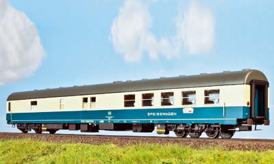L.S.Models erweitert sein Angebot für den „Alpen-See-Express“ um zwei weitere dreiteilige Touristik-Sets in Epoche IV