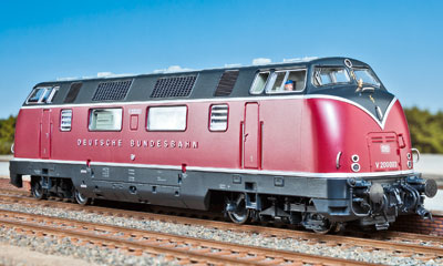 Neueste Variante der Vorserien-V 200 von Roco in H0 ist die V 200 003 vom Bw Würzburg, die exklusiv für die Idee + Spiel-Fachhändler aufgelegt wird.