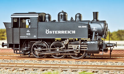 Kriegslok von Rivarossi in H0