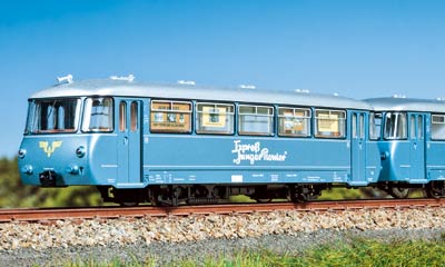 Das Modell des LVT als Pionier-Express in Sonderlackierung wird von TT-Exklusiv angeboten und von Kres gefertigt