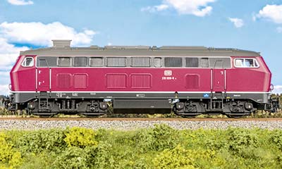 Baureihe 210 mit Gasturbine von Roco in H0