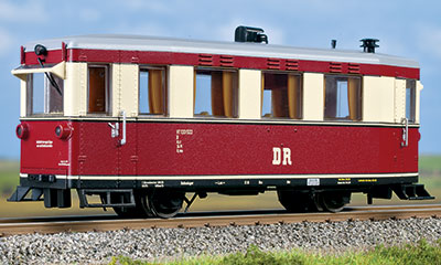 Der VT 133 522 der DR in H0m von Tillig
