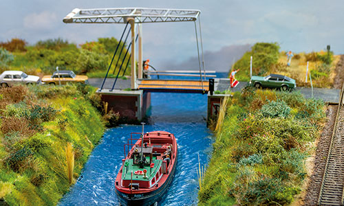Feine Klappbrücke in H0 von Artitec