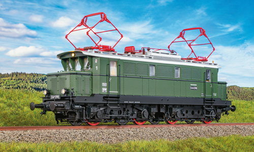 Neues für die Spur 0 von Lenz: E 44 und Schürzenwagen